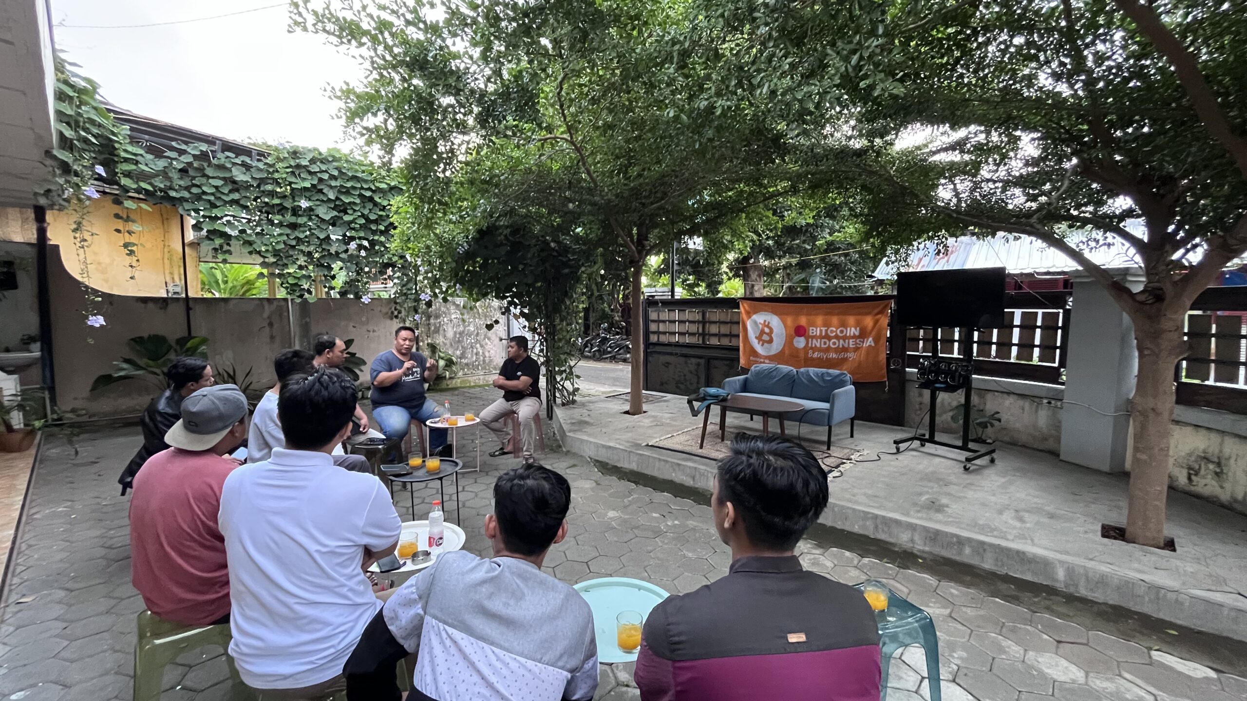 Komunitas di Banyuwangi - KULINO HOUSE